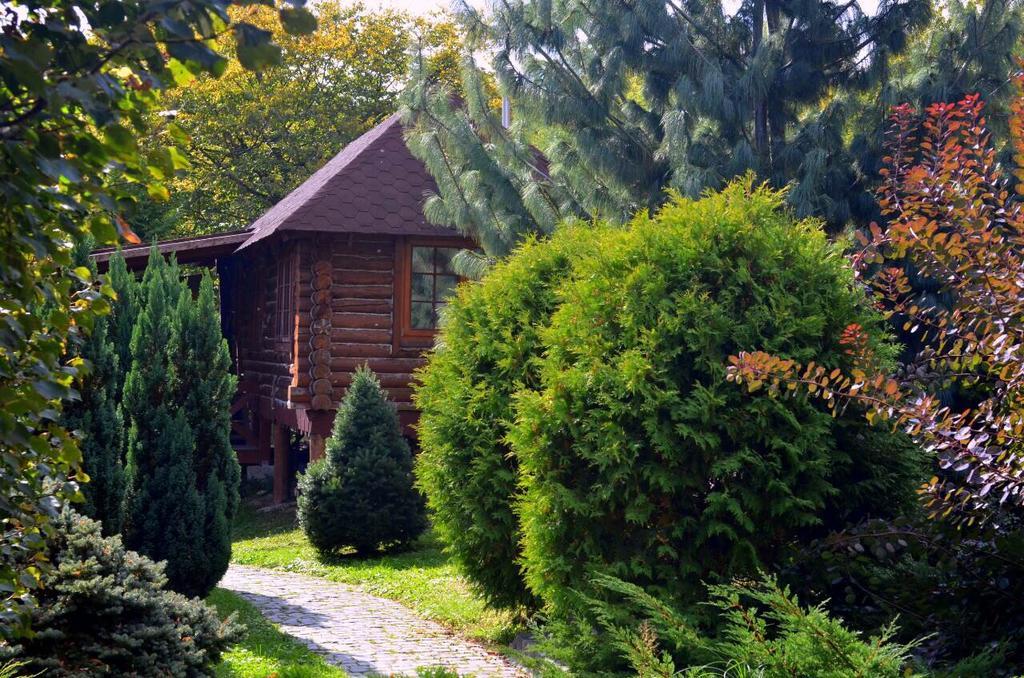 Rancho 555 Casa de hóspedes Uzhhorod Exterior foto